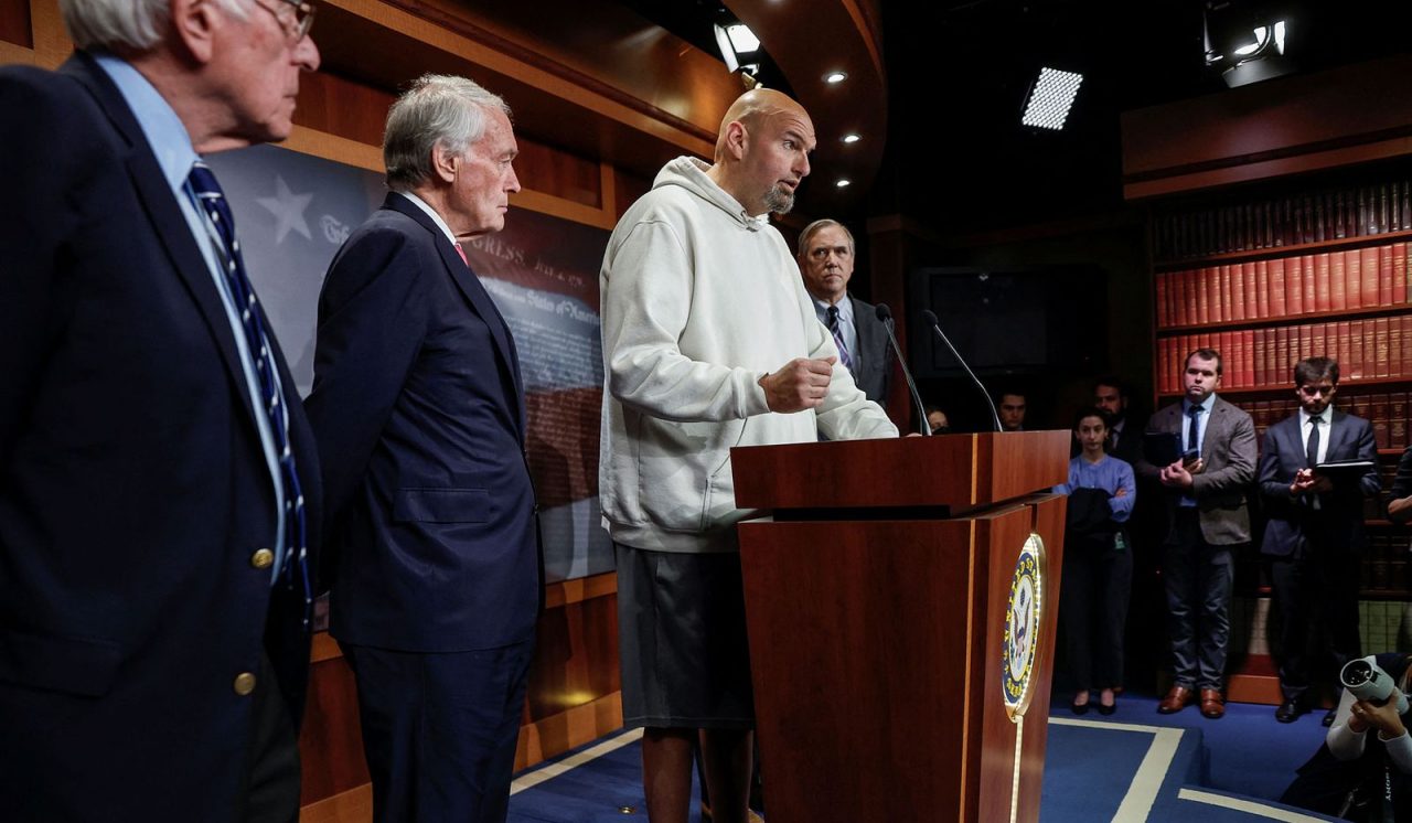 naxwhl_john-fetterman-press-conference_x974-1280x746.jpg