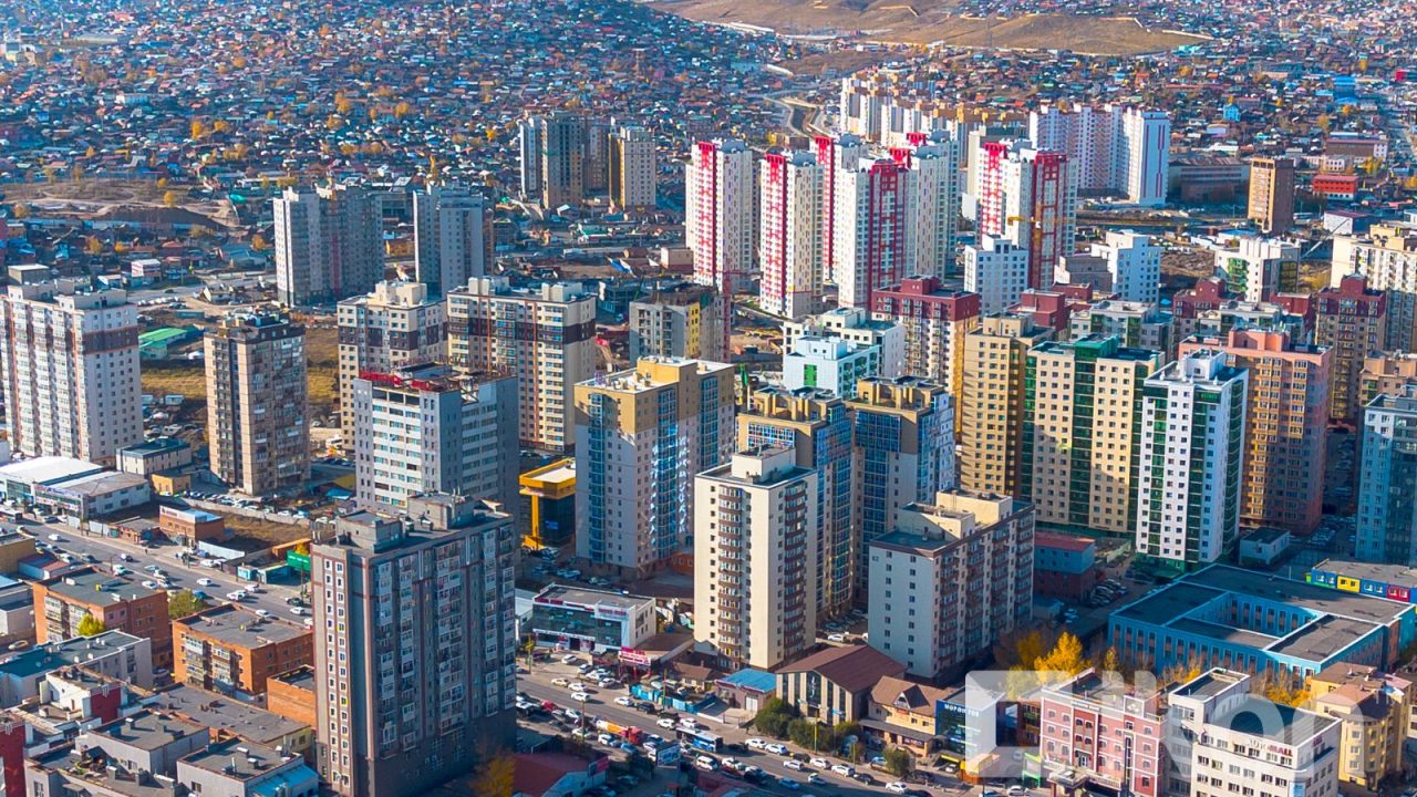 Өнөөдөр Улаанбаатар хотод багавтар үүлтэй. Хур тунадас орохгүй Өнөөдөр Улаанбаатар хотод багавтар үүлтэй. Хур тунадас орохгүй